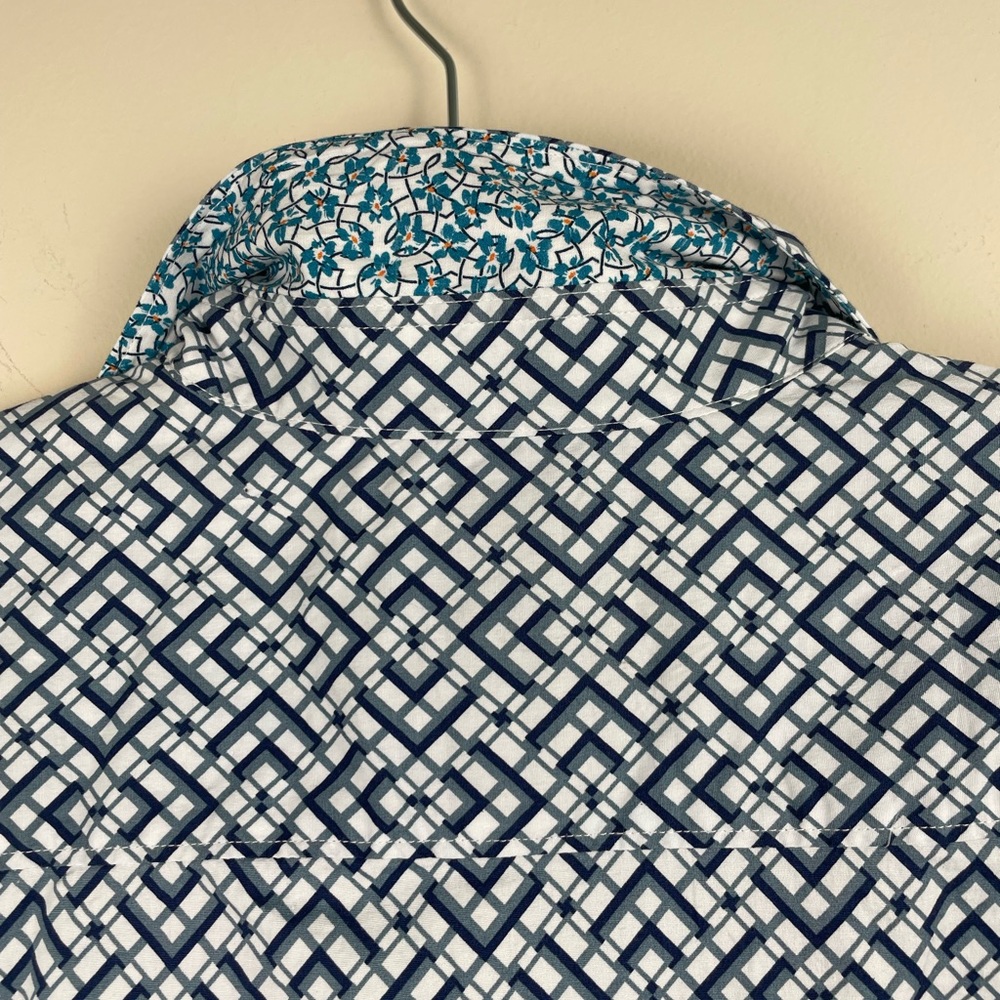 ROBERT GRAHAM Hatfield Geometric Print Button Down shirt Untucked size XL LIGHT - Picture 10 of 11